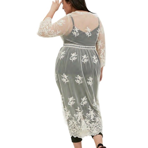 Torrid Women’s Plus Size Ivory Mesh Embroidered Duster Kimono - Picture 2 of 14